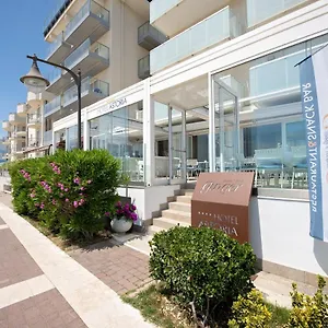 4* Hotel Astoria